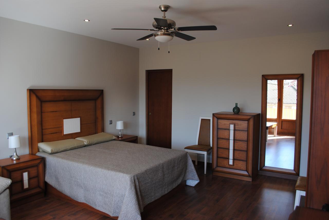 Casa Rural El Cano Nava del Rey ภายนอก รูปภาพ
