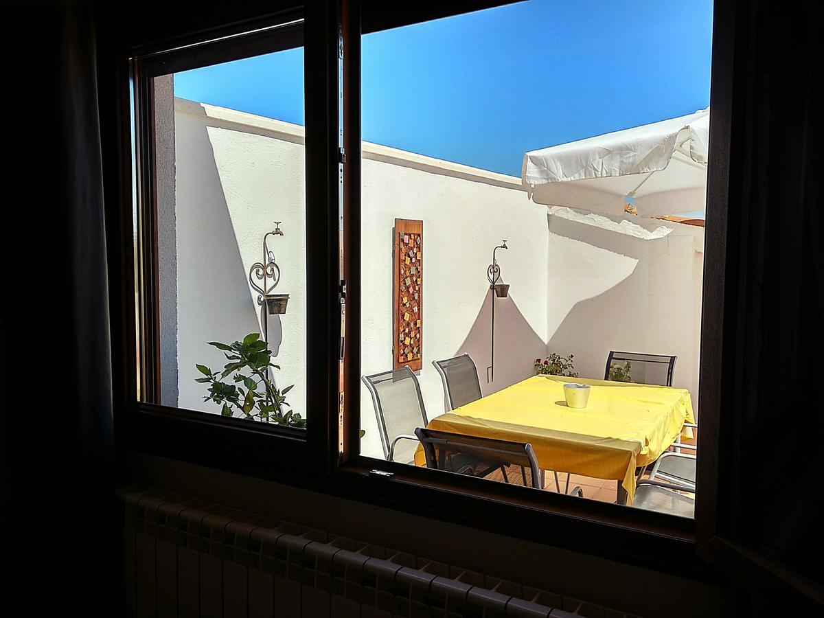 Casa Rural El Cano Nava del Rey ภายนอก รูปภาพ